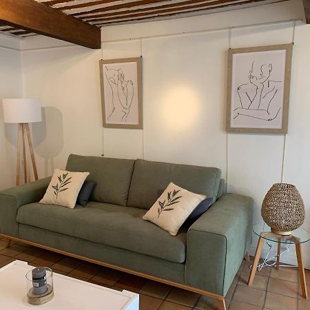 Au 10 Appartement LʼIsle-sur-la-Sorgue Buitenkant foto