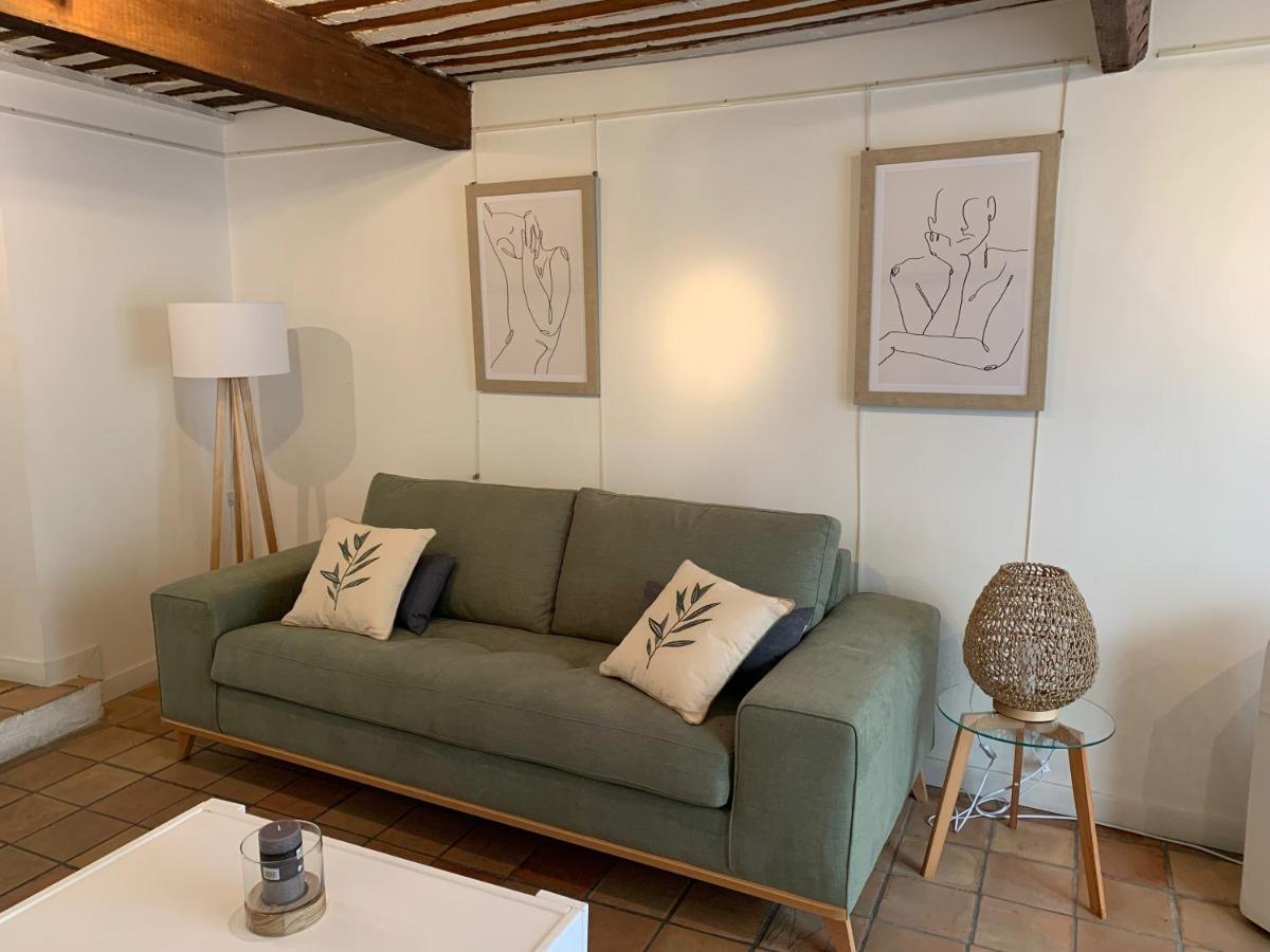 Au 10 Appartement LʼIsle-sur-la-Sorgue Buitenkant foto